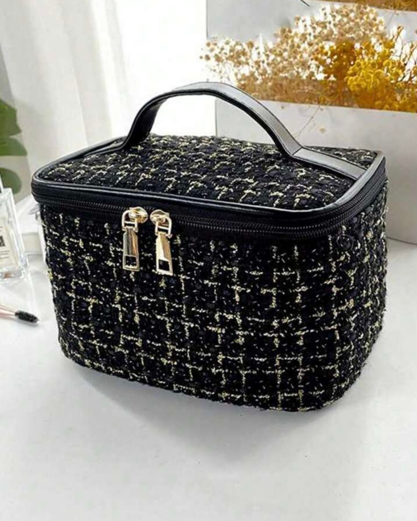 Travel make-up bag