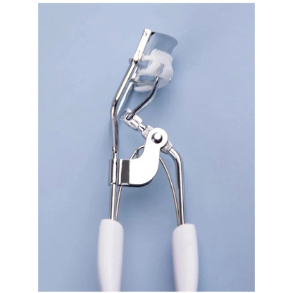 Eyelash curler
